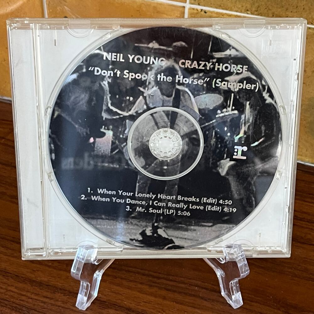 Neil Young Crazy Horse Don't Spook The Horse (Sampler) CD 1997
